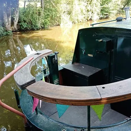 Cosy, Quirky, Tranquil, Secluded Boat * Bell Busk