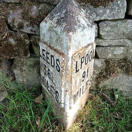 Cosy, Quirky, Tranquil, Secluded Boat