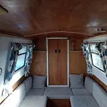 Cosy, Quirky, Tranquil, Secluded Boat Bell Busk