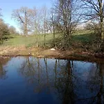 Cosy, Quirky, Tranquil, Secluded Boat Bell Busk